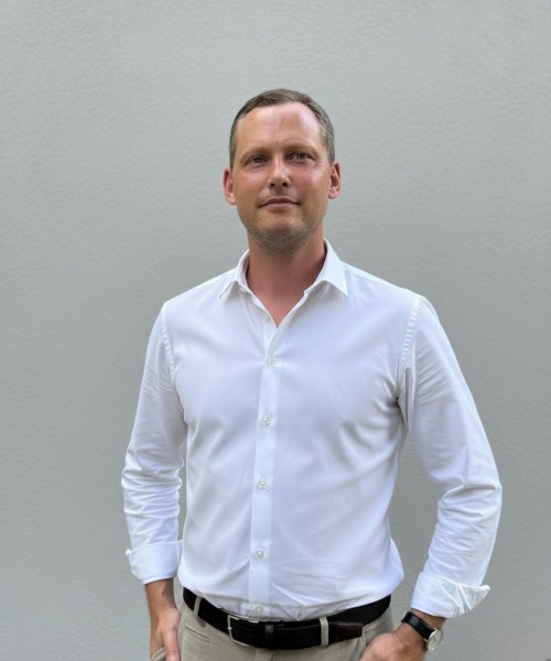 Portrait of Joël Groen, Makelaar · RE/MAX Bon Bini